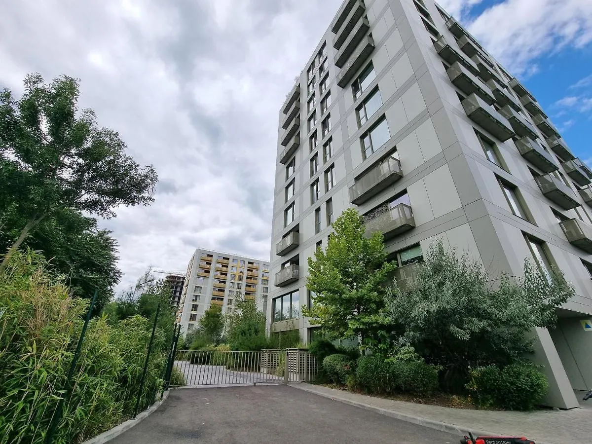 Aviatiei Park Luxury Apartments In ブカレスト