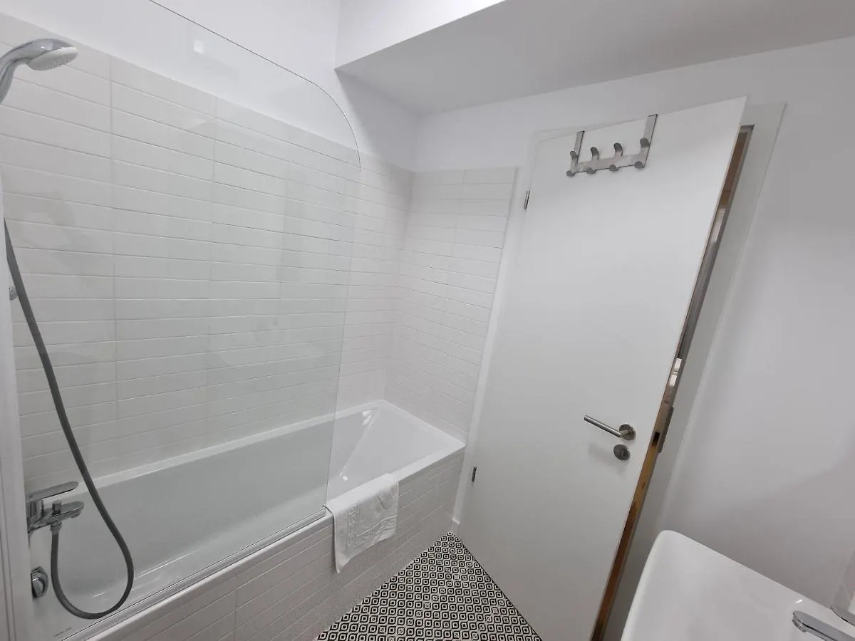 Aviatiei Park Luxury Apartments In Boekarest